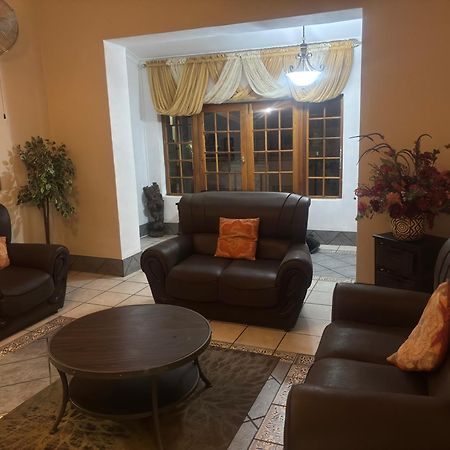 Rita'S Guesthouse Cc Vryheid Εξωτερικό φωτογραφία